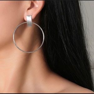 Geometric Round 925 Sterling Silver Hoop Earrings.